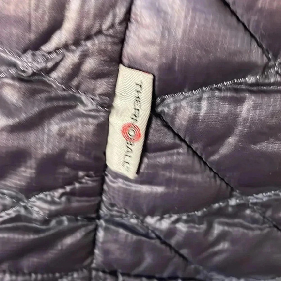 The North face Thermaball light quilted jacket - Picture 5 of 9